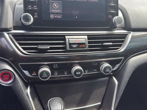Used 2018 Honda Accord Sport image 8