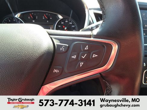 Used 2024 Chevrolet Equinox LT FWD image 19