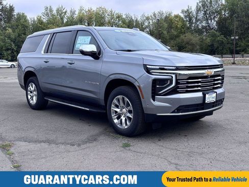 New 2025 Chevrolet Suburban Premier image 1
