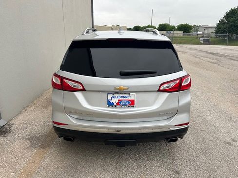 Used 2020 Chevrolet Equinox Premier FWD image 3