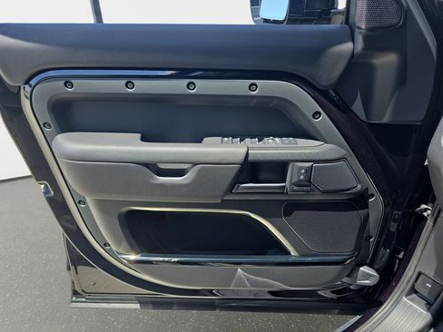 New 2026 Land Rover Defender 110 OCTA AWD/4WD image 27