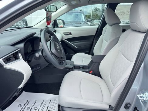 New 2026 Toyota Corolla Cross L AWD/4WD image 9