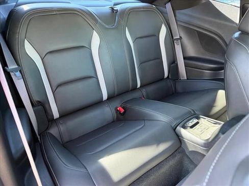 Used 2016 Chevrolet Camaro SS RWD image 10