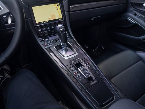 Certified 2015 Porsche 911 Turbo image 11