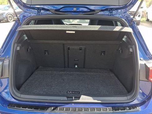 Used 2023 Volkswagen Golf 20th Anniversary Edition image 28