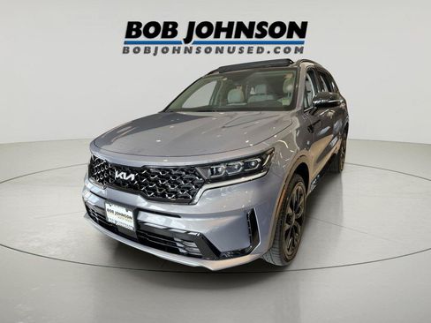 Used 2023 Kia Sorento SX AWD/4WD image 7
