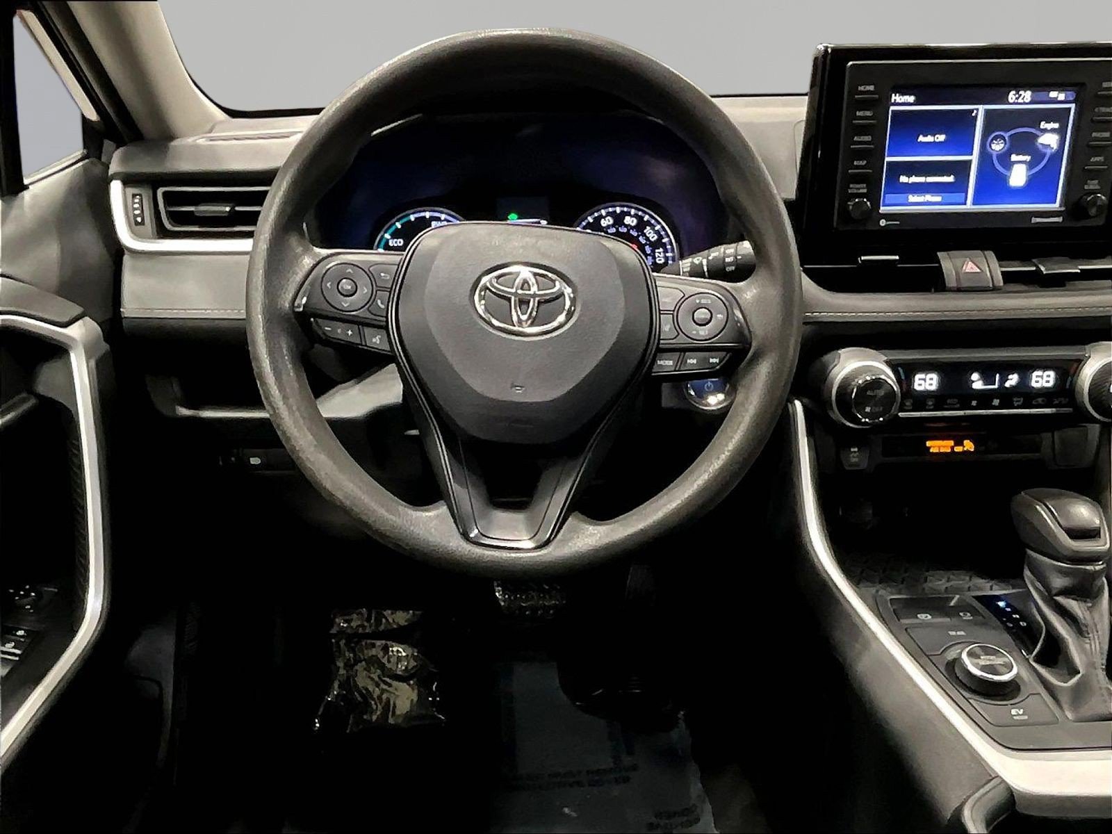 Used 2022 Toyota RAV4 XLE AWD/4WD image 8
