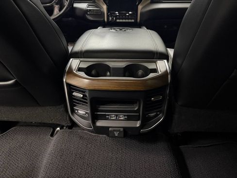 Used 2023 RAM 3500 Laramie AWD/4WD image 33