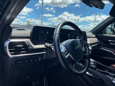 Used 2024 Kia Telluride SX Prestige w/ Towing Package AWD/4WD image 10