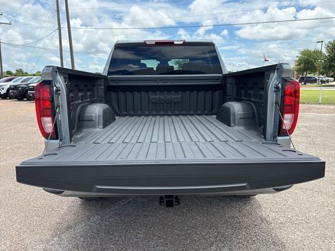 New 2026 GMC Sierra 1500 Elevation w/ Elevation Select Package AWD/4WD image 29