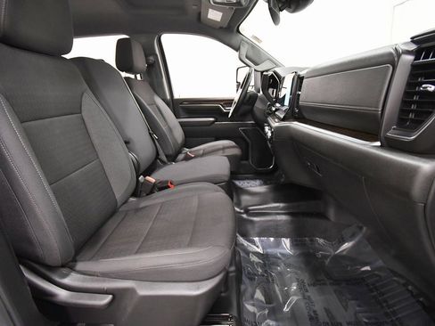 Used 2024 GMC Sierra 3500 SLE image 16