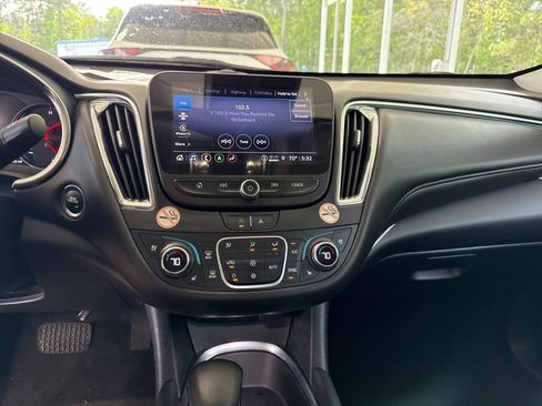 Used 2024 Chevrolet Malibu LT image 6