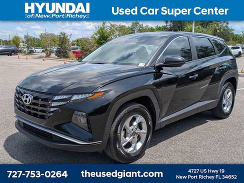 Used 2023 Hyundai Tucson SE AWD/4WD image 1