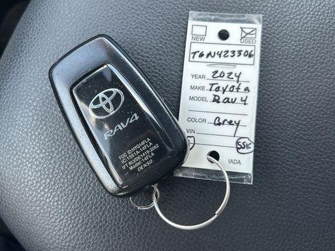Certified 2024 Toyota RAV4 XLE w/ Convenience Package AWD/4WD image 37