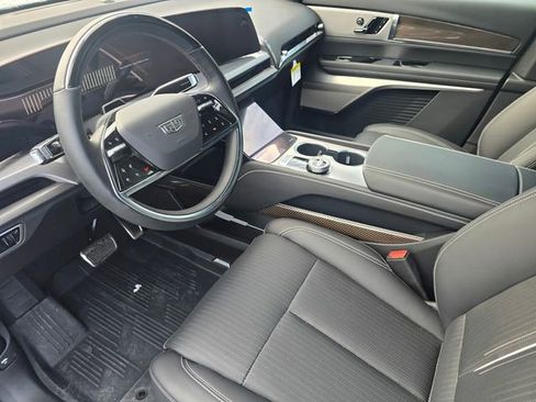 New 2026 Cadillac Vistiq Luxury image 22