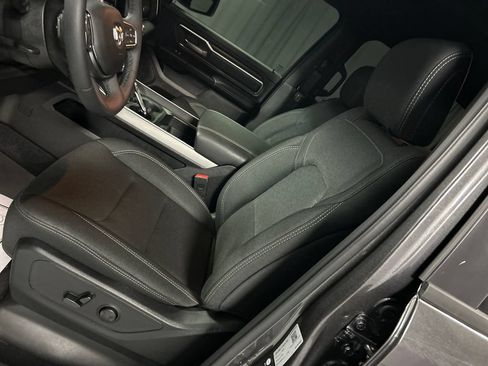 Used 2025 RAM 1500 Big Horn AWD/4WD image 11