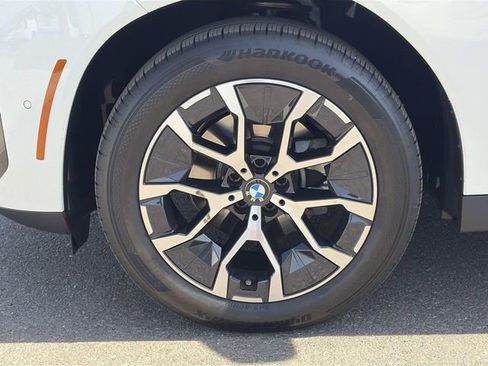 Certified 2025 BMW X3 xDrive30i w/ Convenience Package image 10