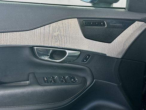 Used 2022 Volvo XC90 T6 Inscription w/ Climate Package image 15