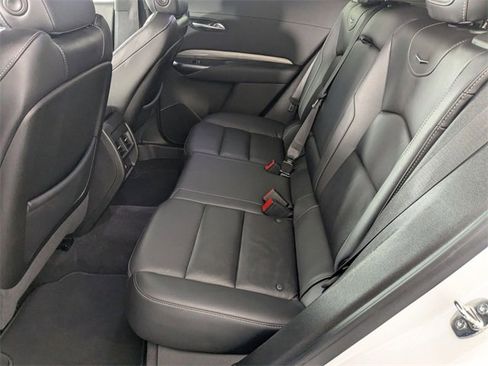Used 2024 Cadillac XT4 Premium Luxury image 28