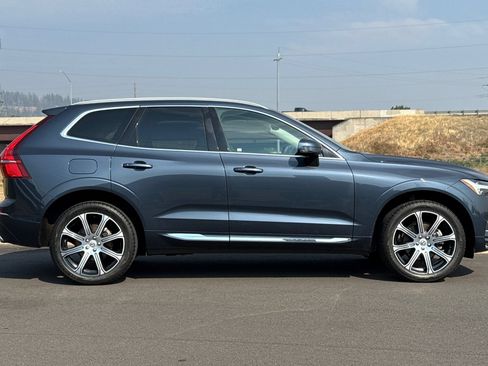 Used 2021 Volvo XC60 T5 Inscription w/ Protection Package Premier AWD/4WD image 2