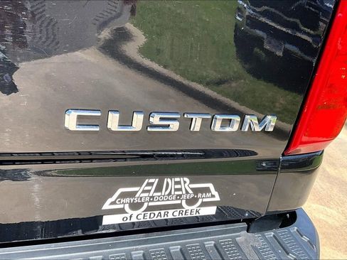 Used 2023 Chevrolet Silverado 2500 Custom w/ Custom Value Package AWD/4WD image 8