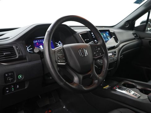 Used 2024 Honda Passport TrailSport image 26