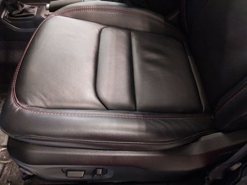 Used 2024 Jeep Wrangler Unlimited Rubicon image 3