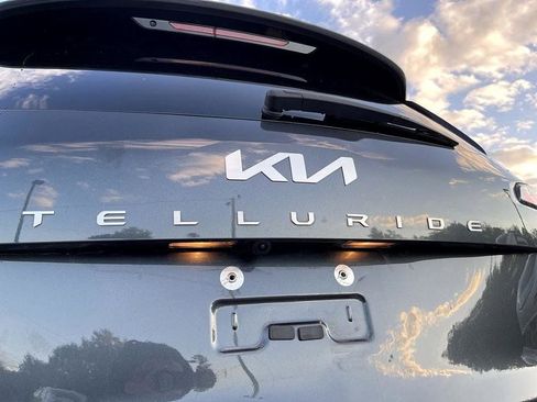 Used 2023 Kia Telluride SX Prestige X-Line image 9