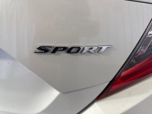 Used 2021 Honda Civic Sport image 15