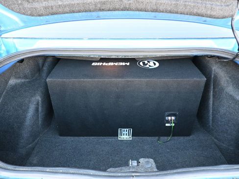 Used 2015 Dodge Challenger SXT Plus RWD image 31