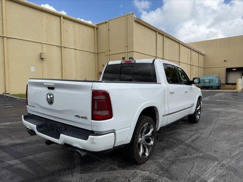 Used 2023 RAM 1500 Limited w/ Body Color Bumper Group AWD/4WD image 7
