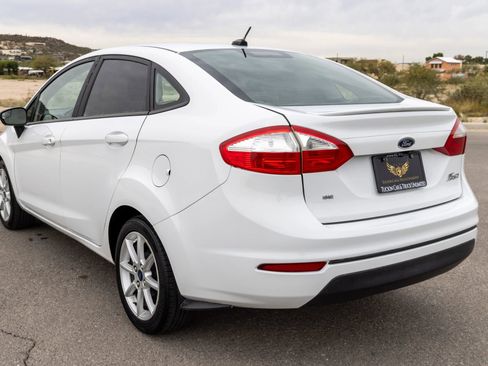 Used 2019 Ford Fiesta SE w/ Equipment Group 201A image 3