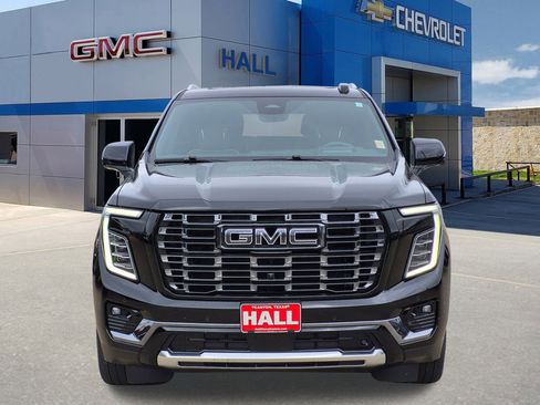Used 2025 GMC Yukon Denali Ultimate AWD/4WD image 2