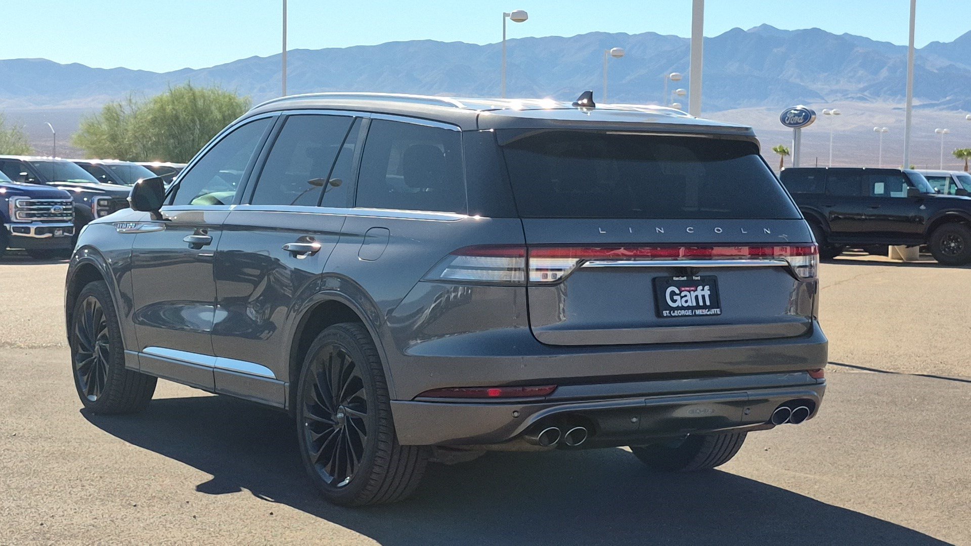 Used 2022 Lincoln Aviator Reserve w/ Equipment Group 201A AWD/4WD image 5