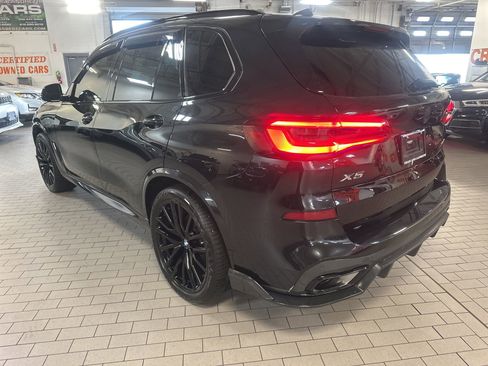 Used 2023 BMW X5 xDrive40i w/ M Sport Package AWD/4WD image 6