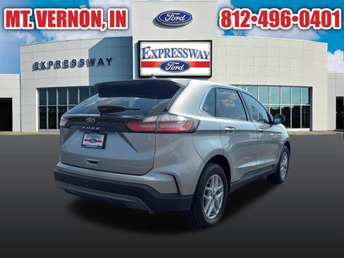 Used 2024 Ford Edge SEL AWD/4WD image 7