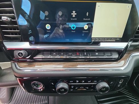 Used 2024 Chevrolet Silverado 1500 LT AWD/4WD image 17