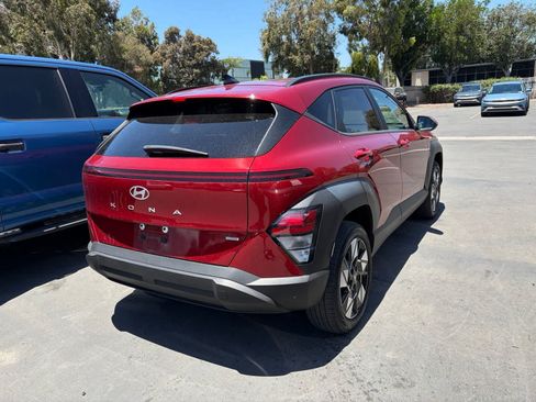 Used 2024 Hyundai Kona SEL w/ Convenience Package AWD/4WD image 3