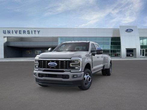 New 2026 Ford F350 Platinum w/ Platinum Plus Package image 2