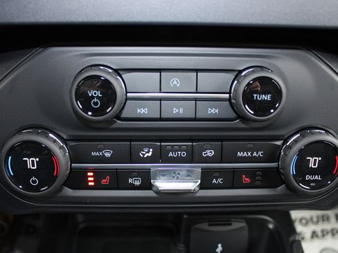 New 2025 Ford Bronco Big Bend image 24