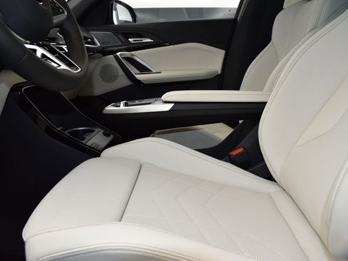 New 2026 BMW X2 xDrive28i w/ Technology Package image 13