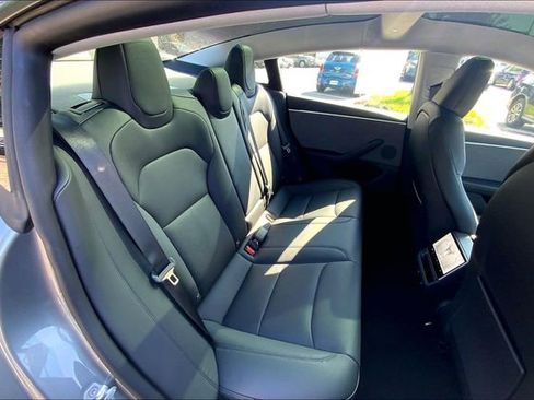 Used 2025 Tesla Model 3 Long Range RWD image 15