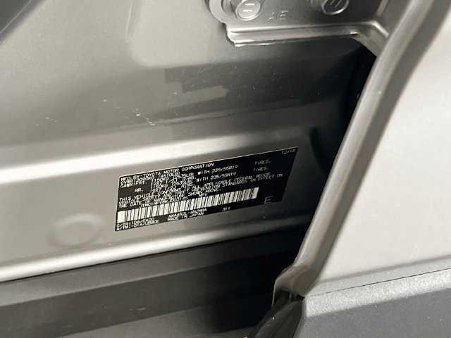 Used 2019 Toyota RAV4 XLE Premium FWD image 23