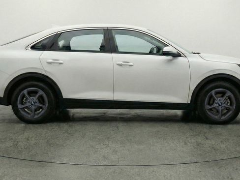 Used 2025 Kia K4 FWD image 11