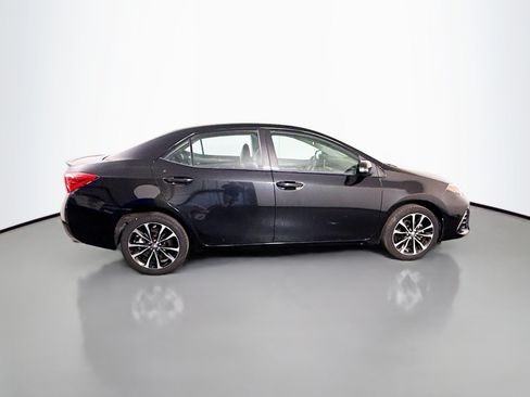 Used 2018 Toyota Corolla SE FWD image 11