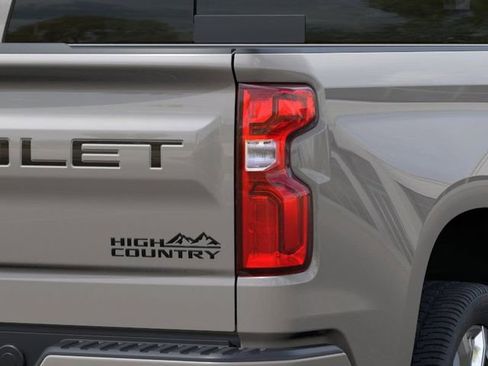 New 2026 Chevrolet Silverado 1500 High Country AWD/4WD image 11