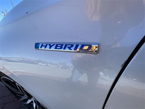 Used 2022 Honda Accord Touring image 8