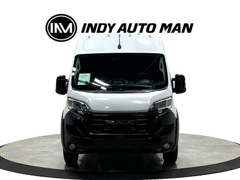 Used 2024 RAM ProMaster 2500 w/ Convenience Group FWD image 10