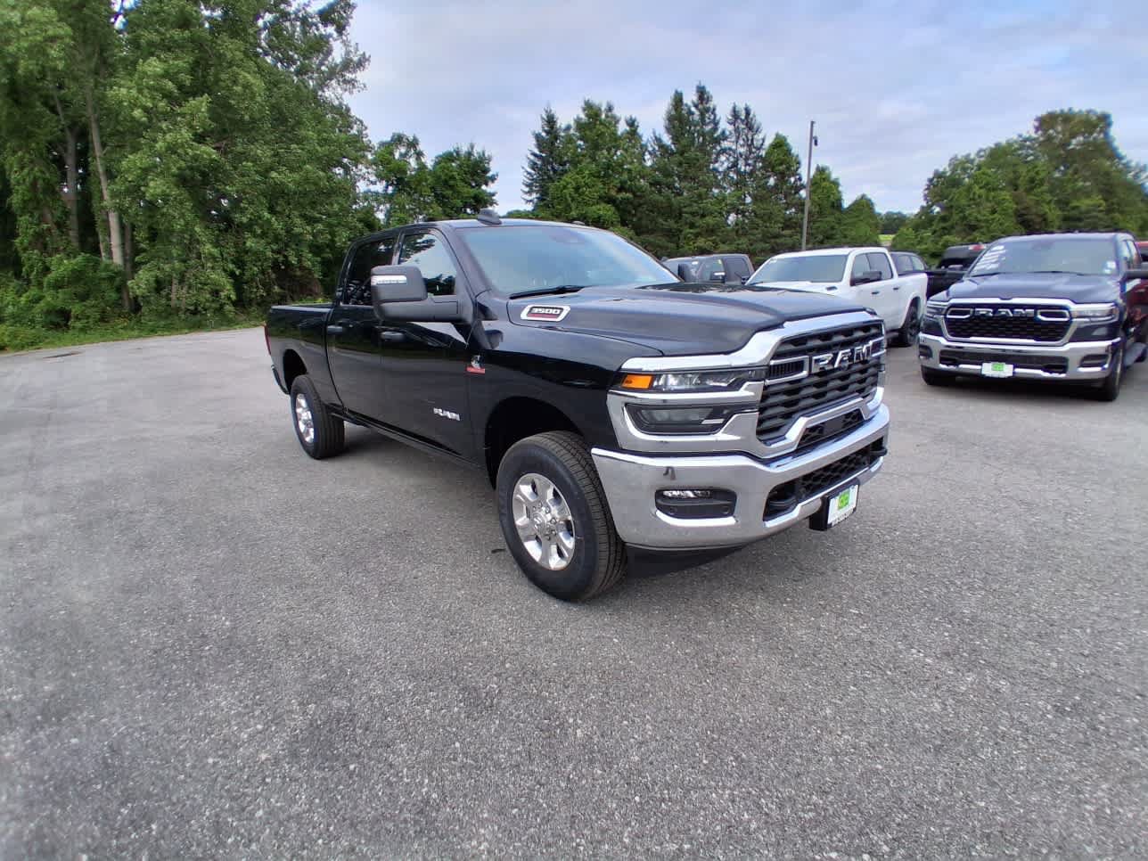 New 2026 RAM 3500 Big Horn AWD/4WD image 3