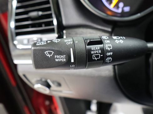 Used 2021 Jeep Grand Cherokee Trailhawk w/ Premium Lighting Group AWD/4WD image 35